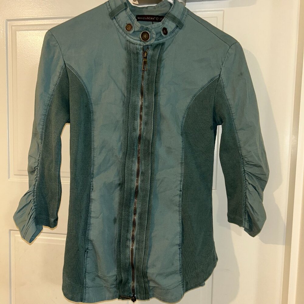 Jacket - Picture 1 of 2